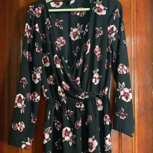 H&M Dresses - Long sleeve floral jumper H&M Dresses - Long sleeve floral jumper